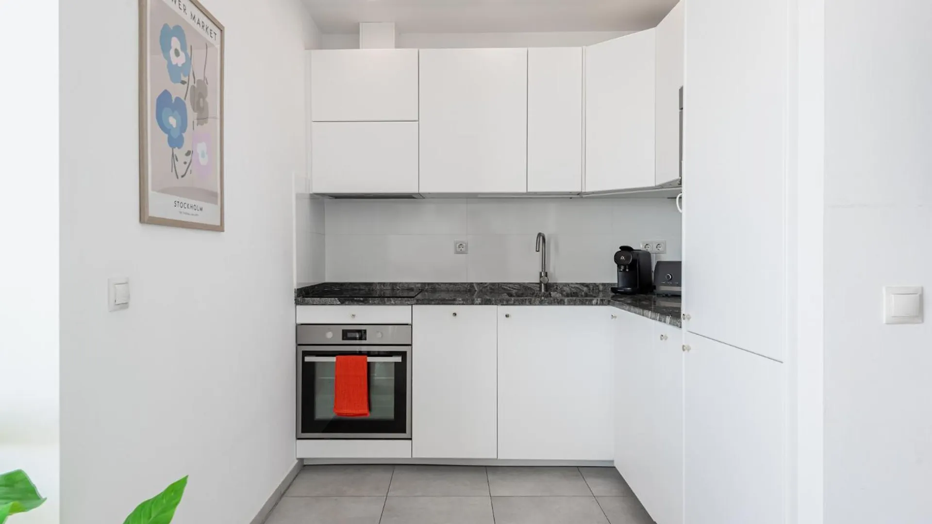 Stunning Beachfront Apartment In Calahonda MIJAS COSTA 0*,